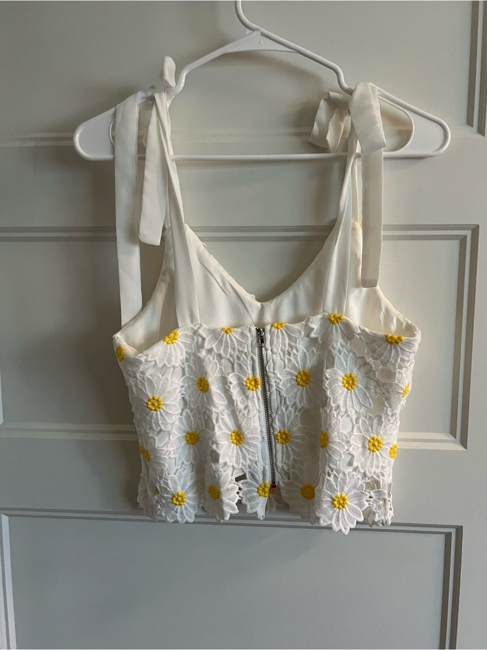 Altard state White Daisy Lace A-Line Skirt with matching top sz M set - Picture 4 of 4